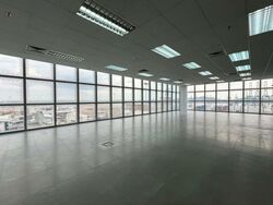 Lippo Centre (D2), Office #558396841